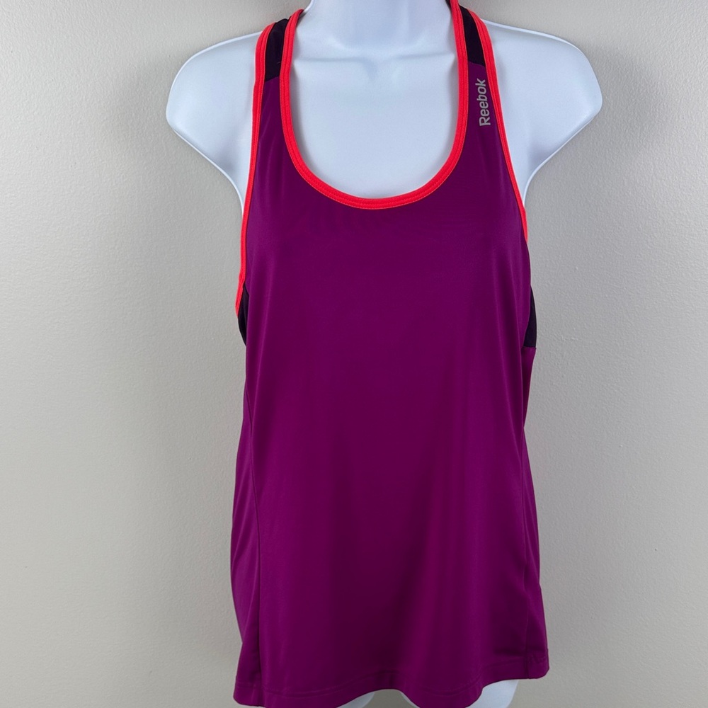 Reebok Women's Magenta and Red Tank Top - M